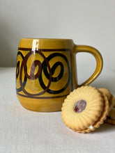 Load image into Gallery viewer, Set of 6 studio pottery mugs