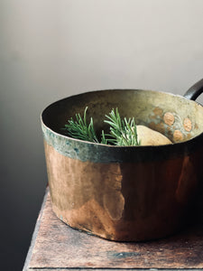 22cm copper pan circa 1850
