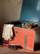Load image into Gallery viewer, 19th century Swedish housekeepers box