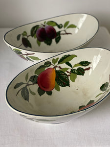 Pair of villeroy and boch kidney shaped bowls circa 1880