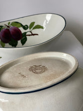 Load image into Gallery viewer, Pair of villeroy and boch kidney shaped bowls circa 1880